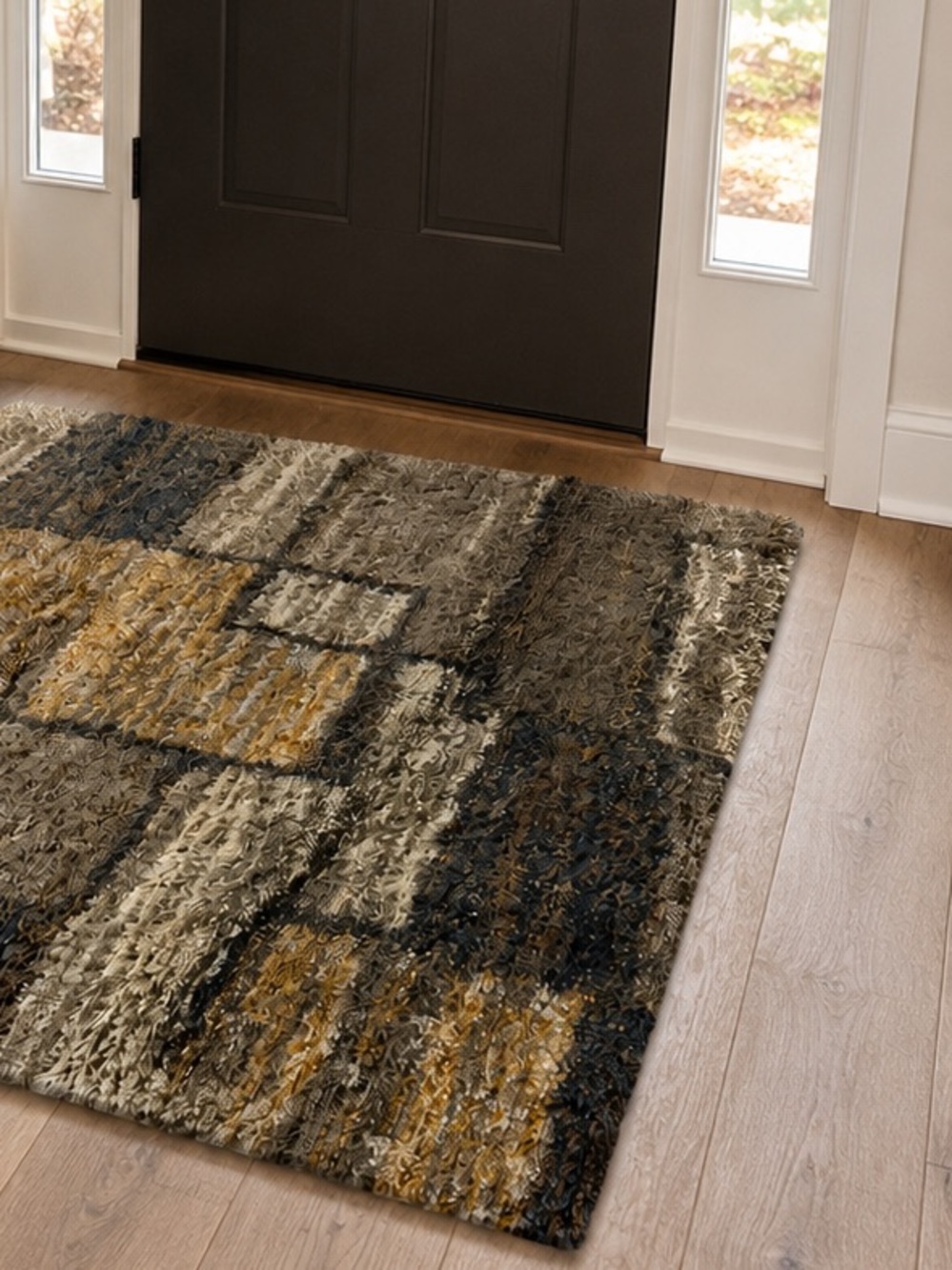 Entryway Geometric Shag Area Rug in Gray and Gold